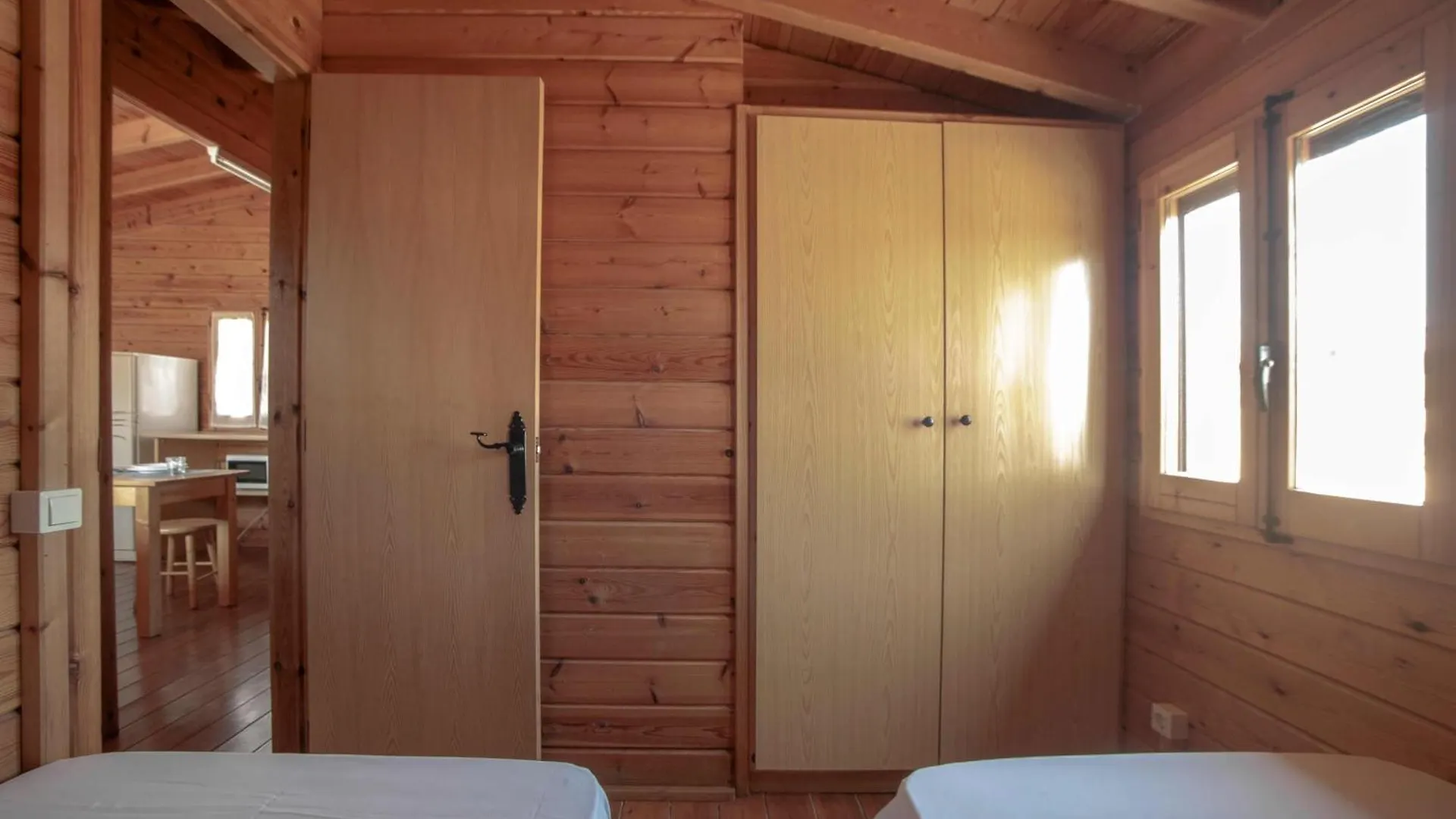 Hotel Ecologic Vinyols Camp Vinyols i Els Arcs 2*,  España