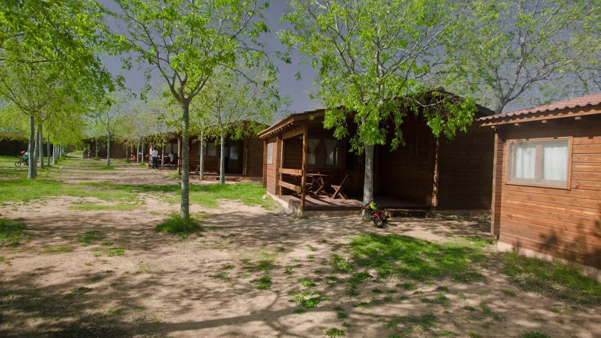 Hotel Ecologic Vinyols Camp Vinyols i Els Arcs 2*,  España